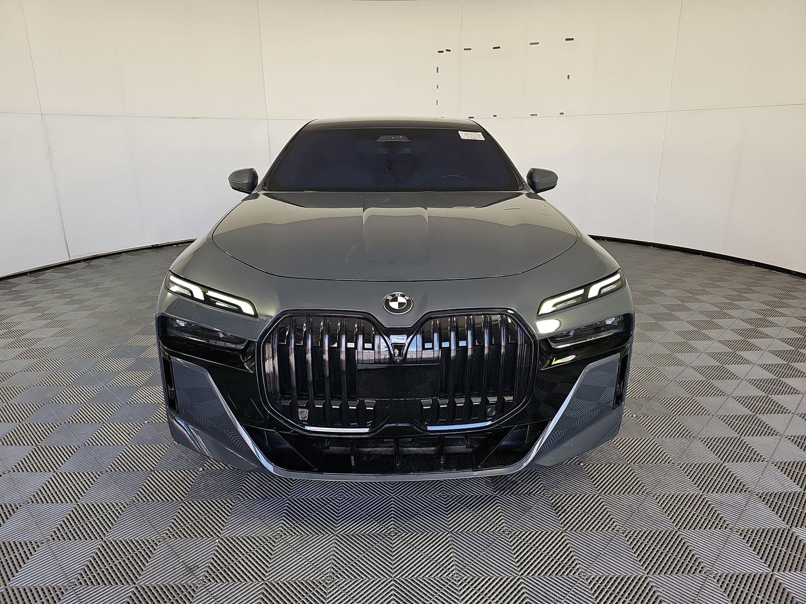 2023 BMW 7 Series Sedan 760i xDrive