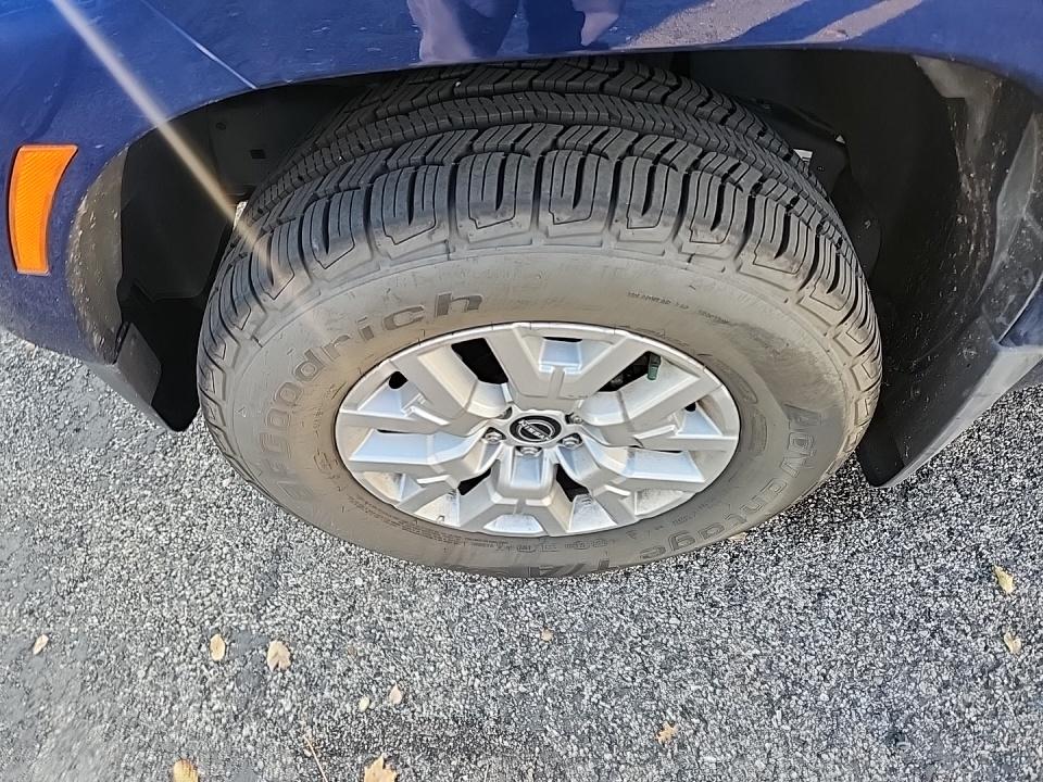 2022 Nissan Frontier SV Crew Cab Long Bed