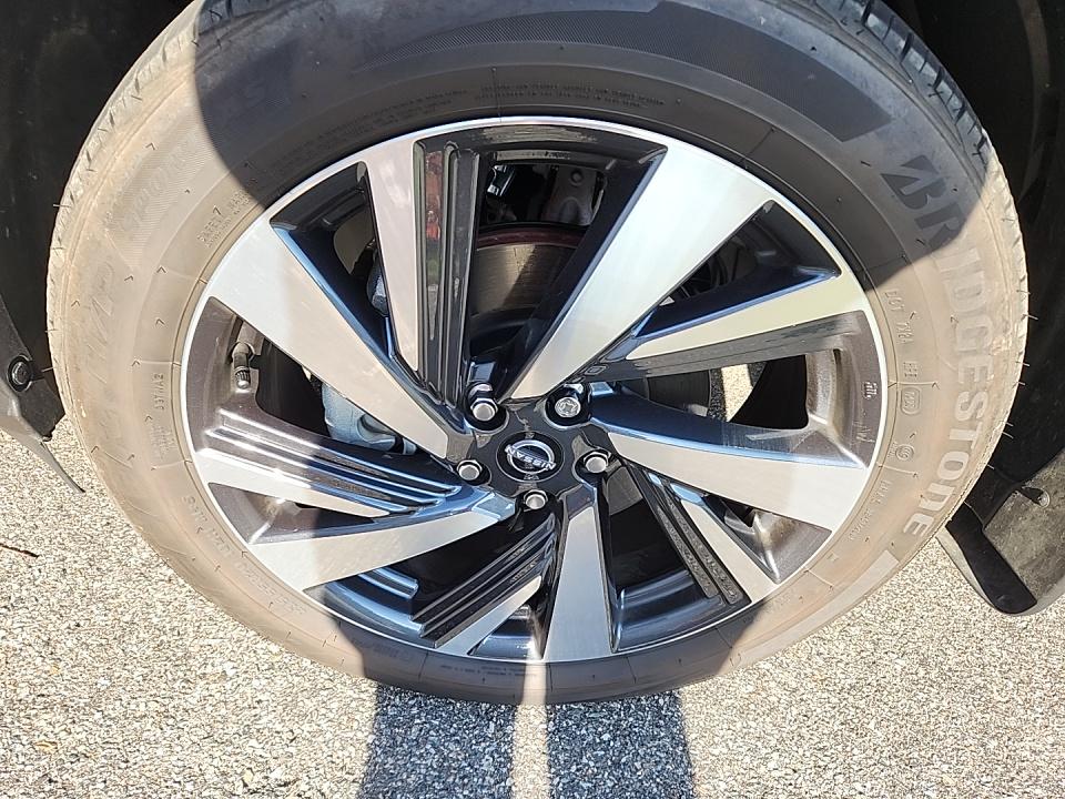 2023 Nissan Murano SL