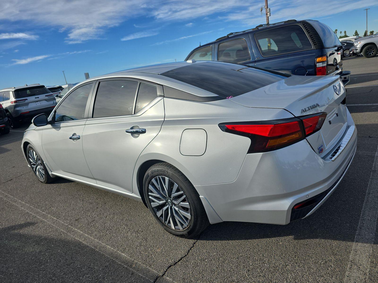 2023 Nissan Altima SV