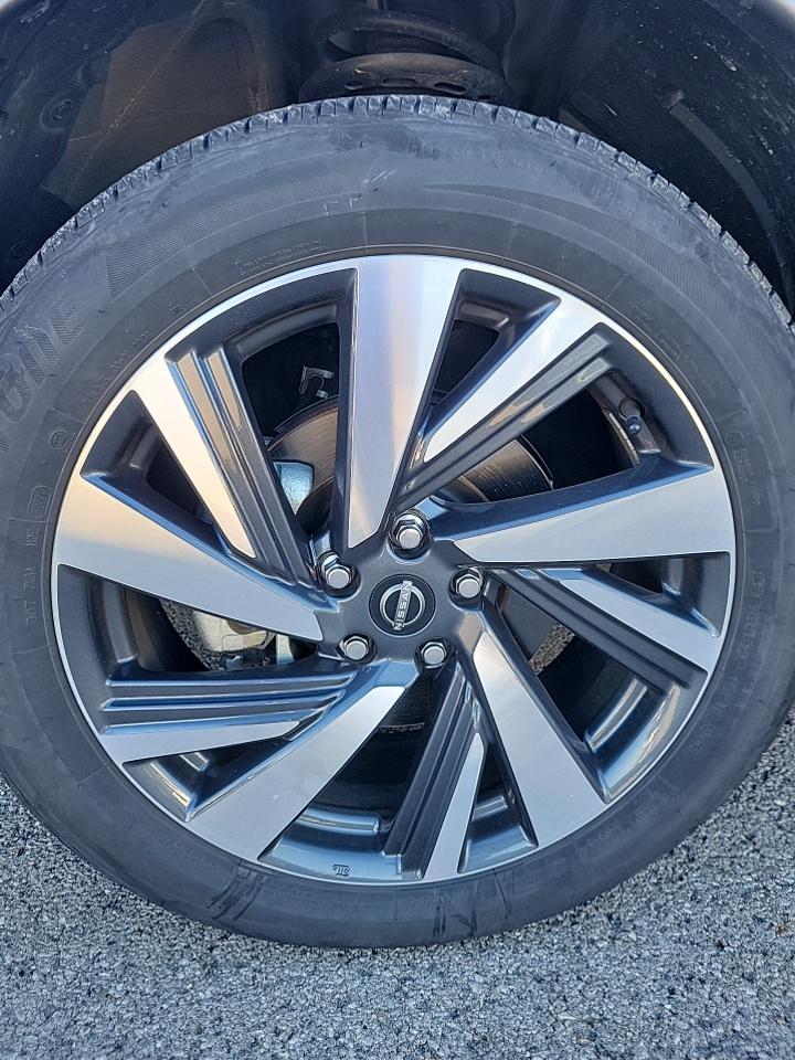 2023 Nissan Murano SL