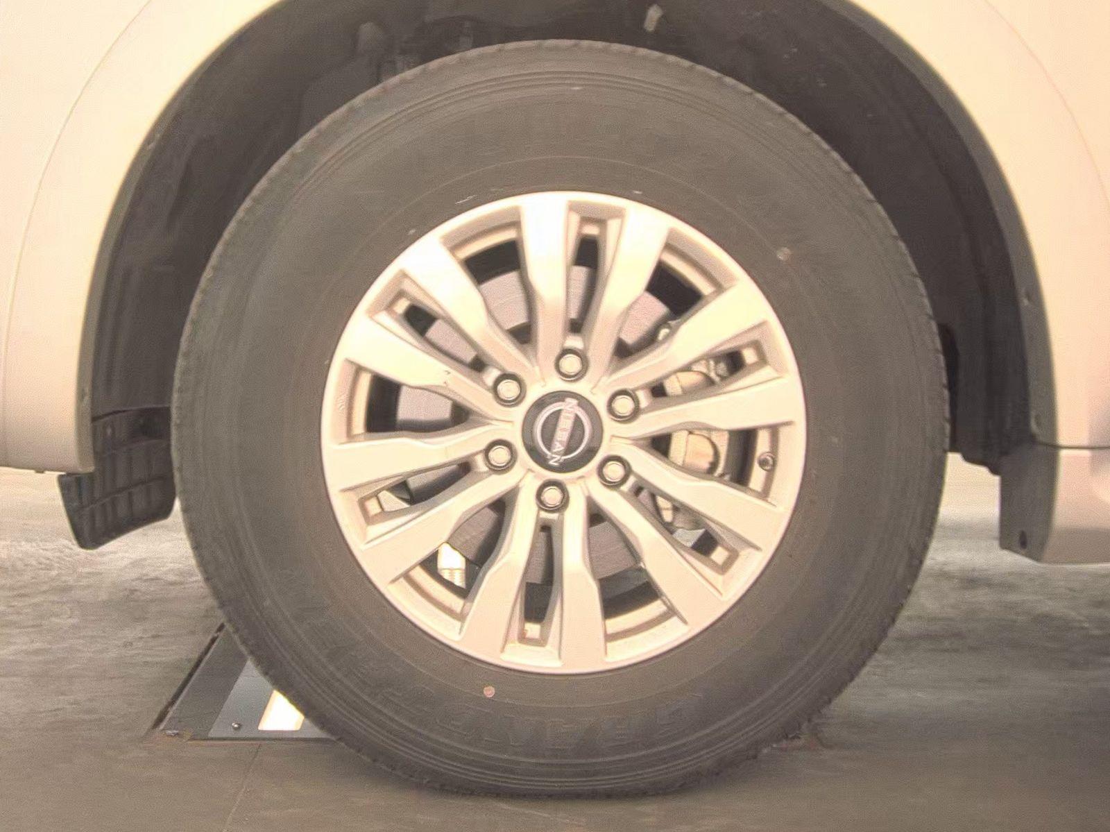 NISSAN ARMADA - 9