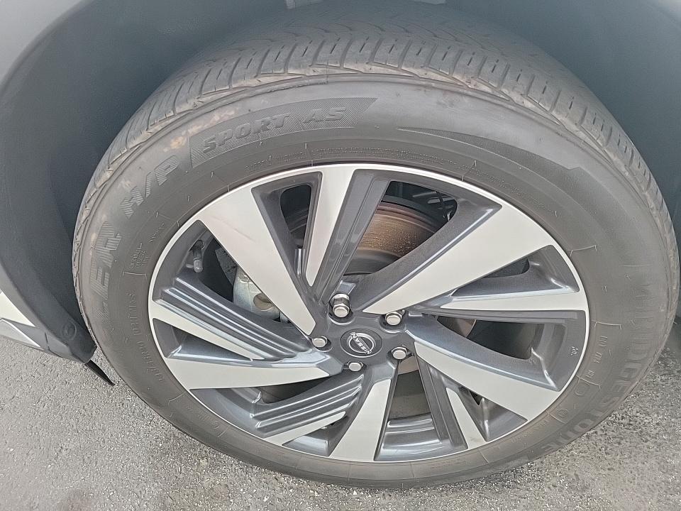 2023 Nissan Murano SL