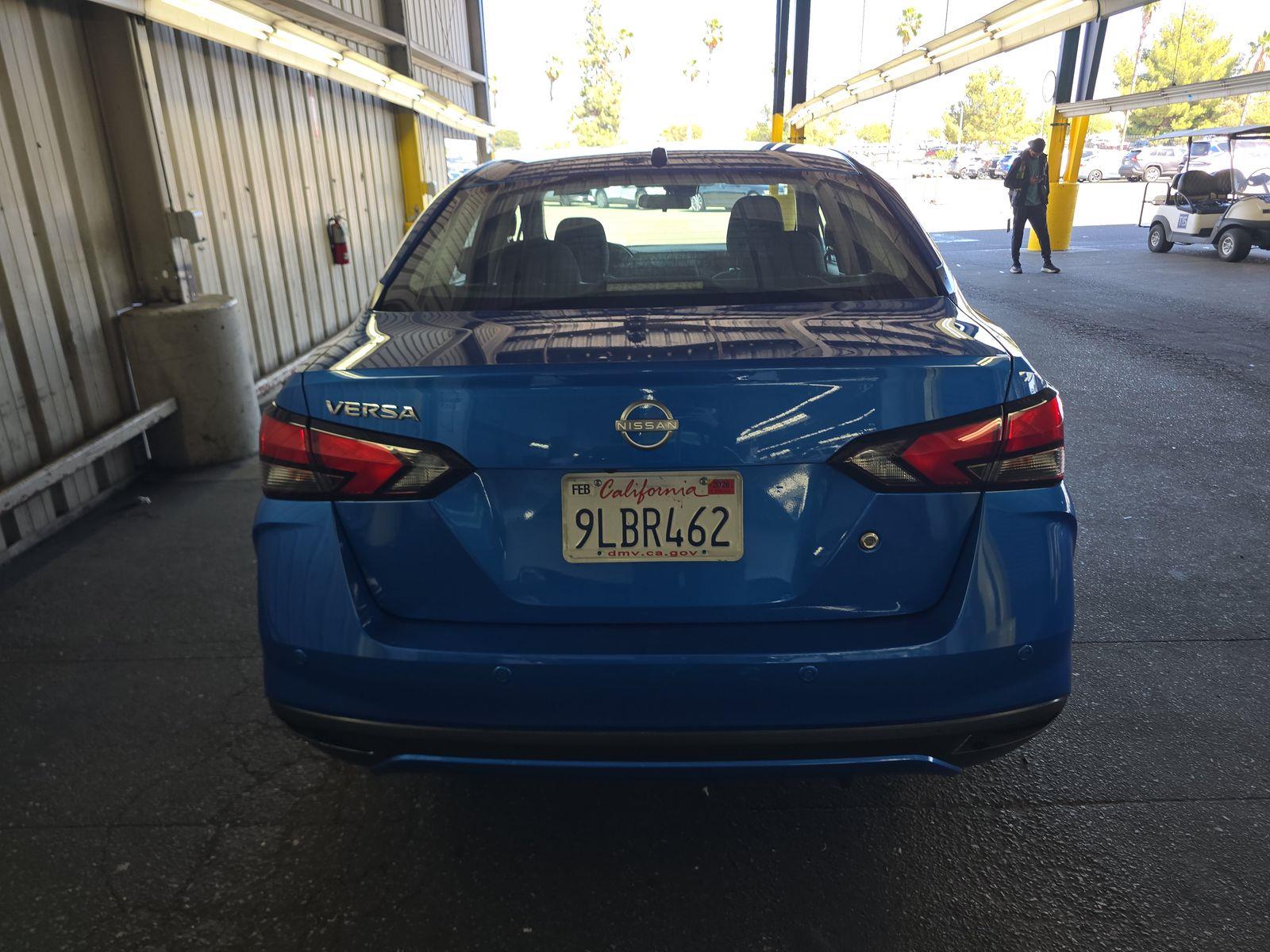 NISSAN VERSA - 5