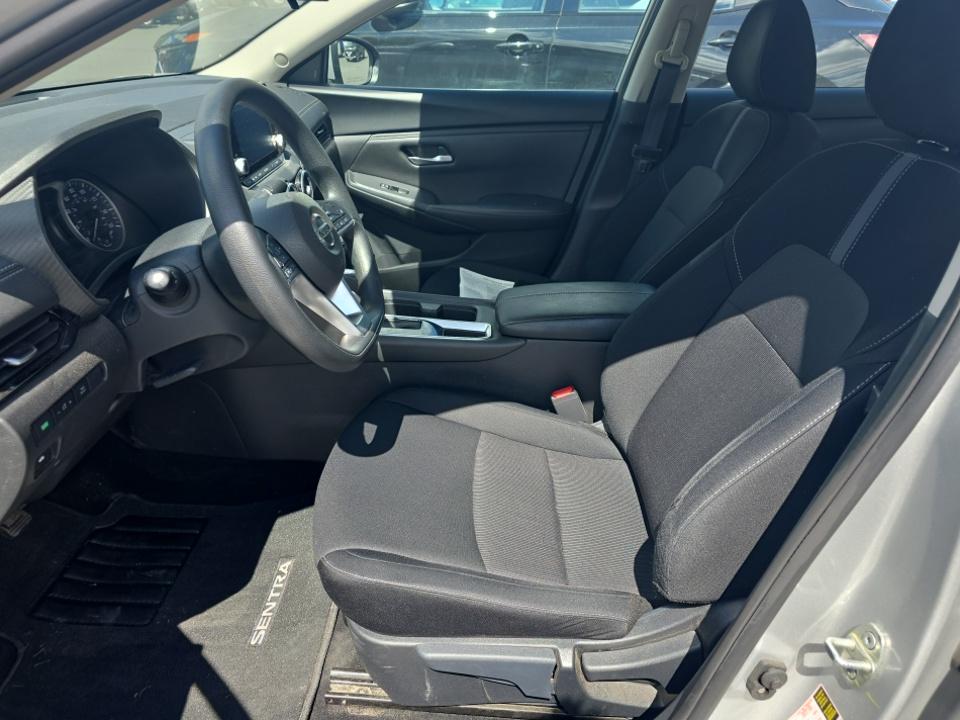 NISSAN SENTRA - 4