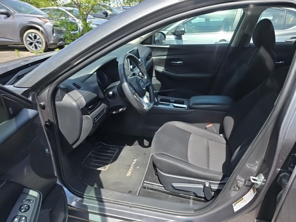 NISSAN SENTRA - 4
