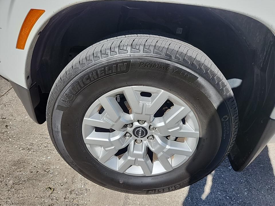2023 Nissan Frontier SV Crew Cab Short Bed