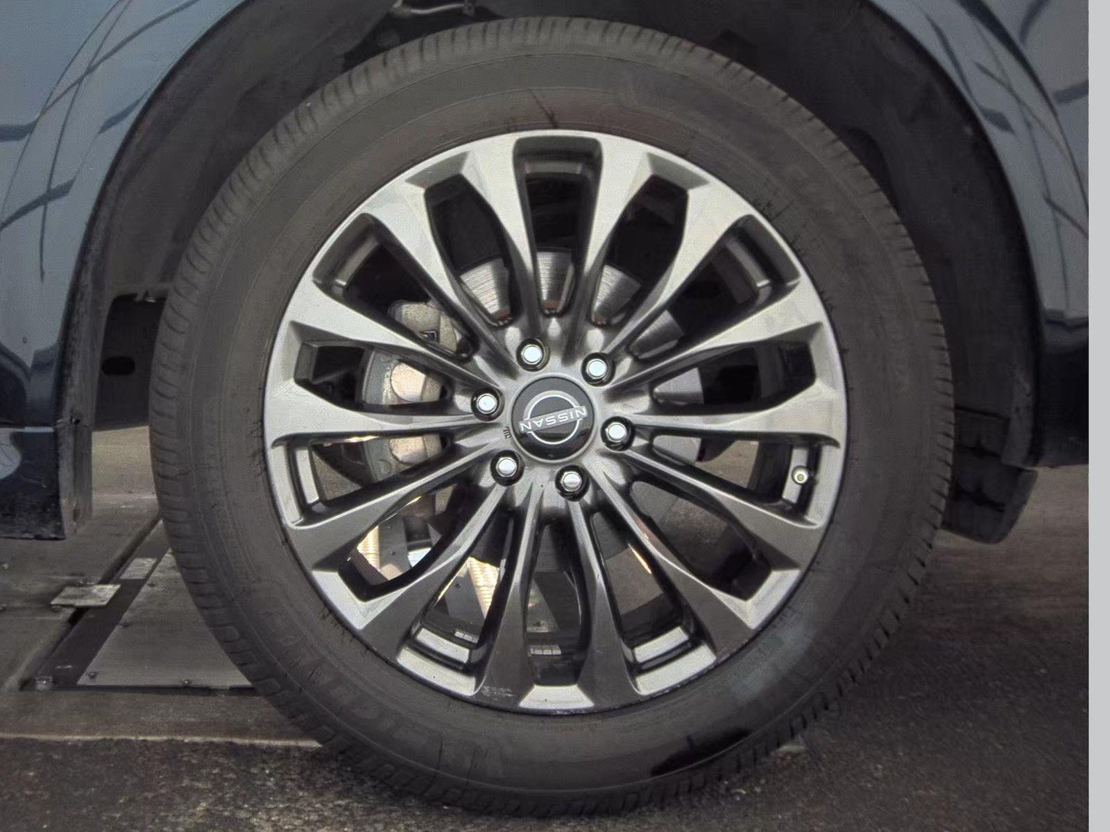 NISSAN ARMADA - 10