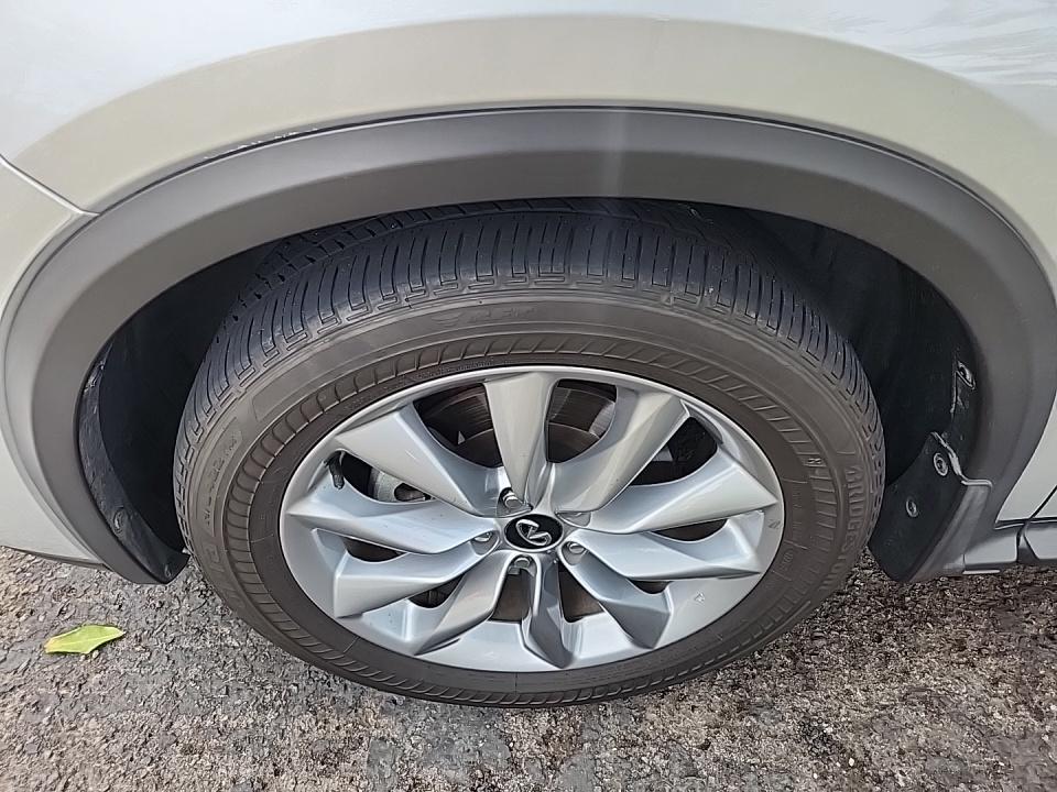 2021 INFINITI QX50 LUXE