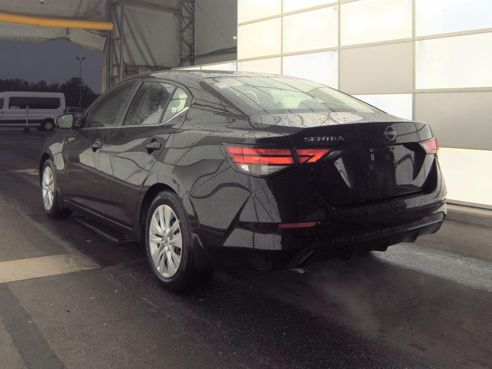 NISSAN SENTRA - 8