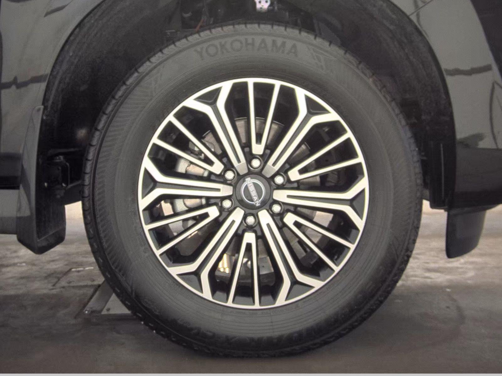 NISSAN ARMADA - 10
