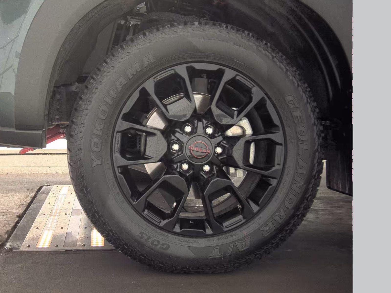NISSAN ARMADA - 9