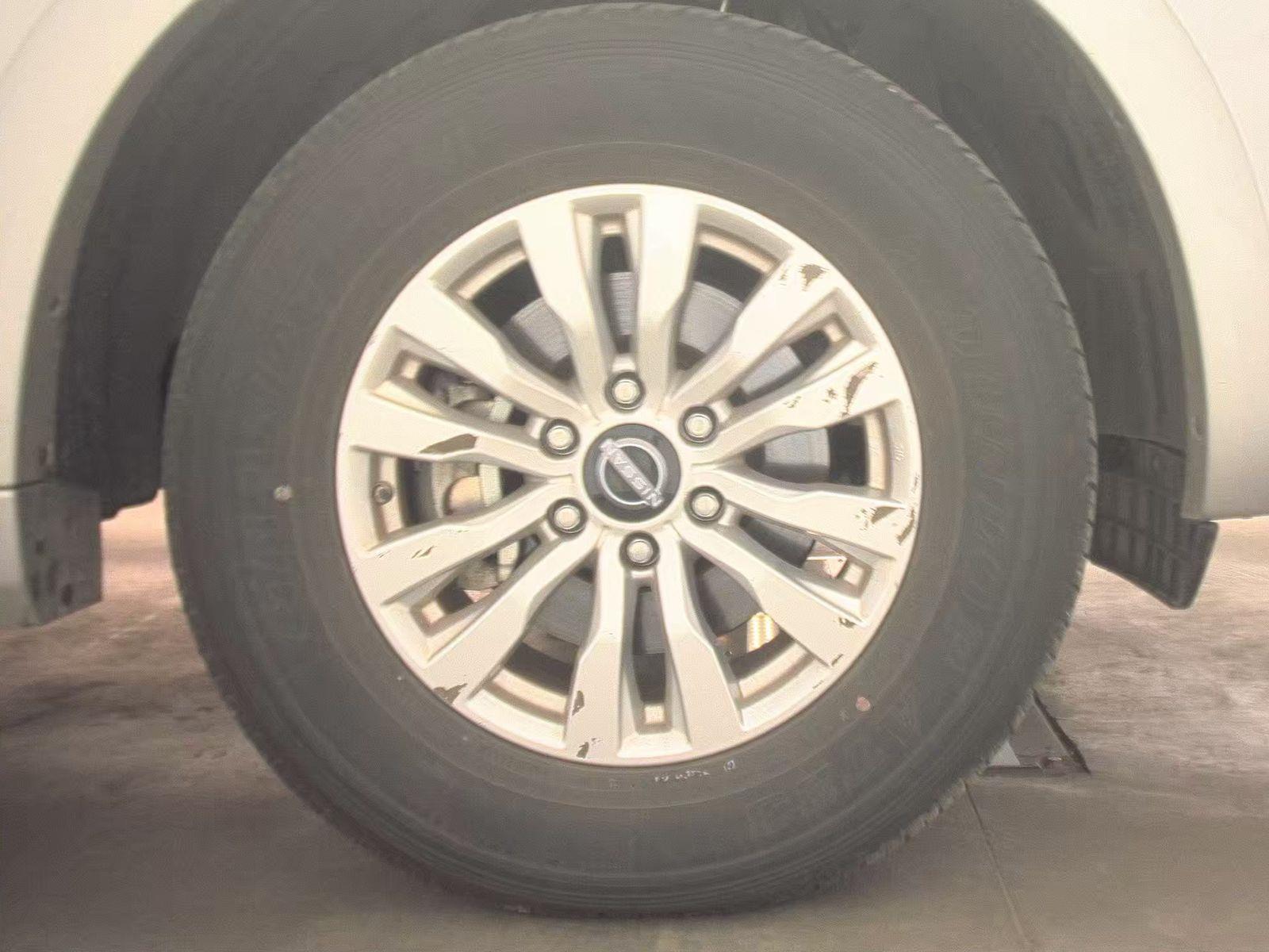 NISSAN ARMADA - 10